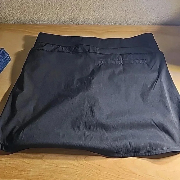 NWT Womens Adidas Advantage Black Skort Size 2 - Picture 5 of 5